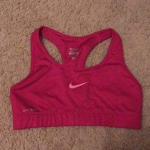 NWOT Nike Pro hot pink sports bra